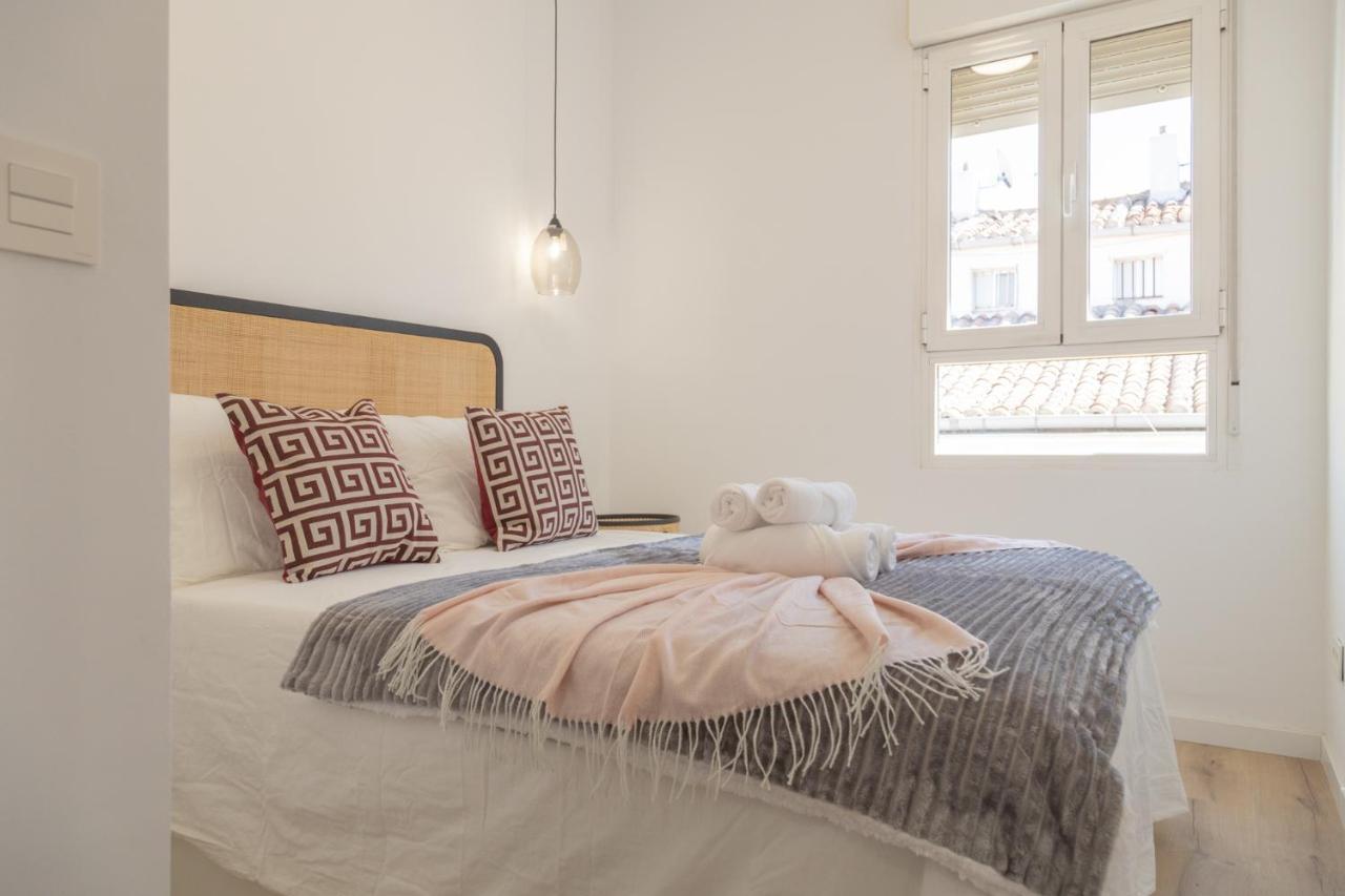 Loft Con Terraza Madrid Salitre Temporalアパートメント エクステリア 写真